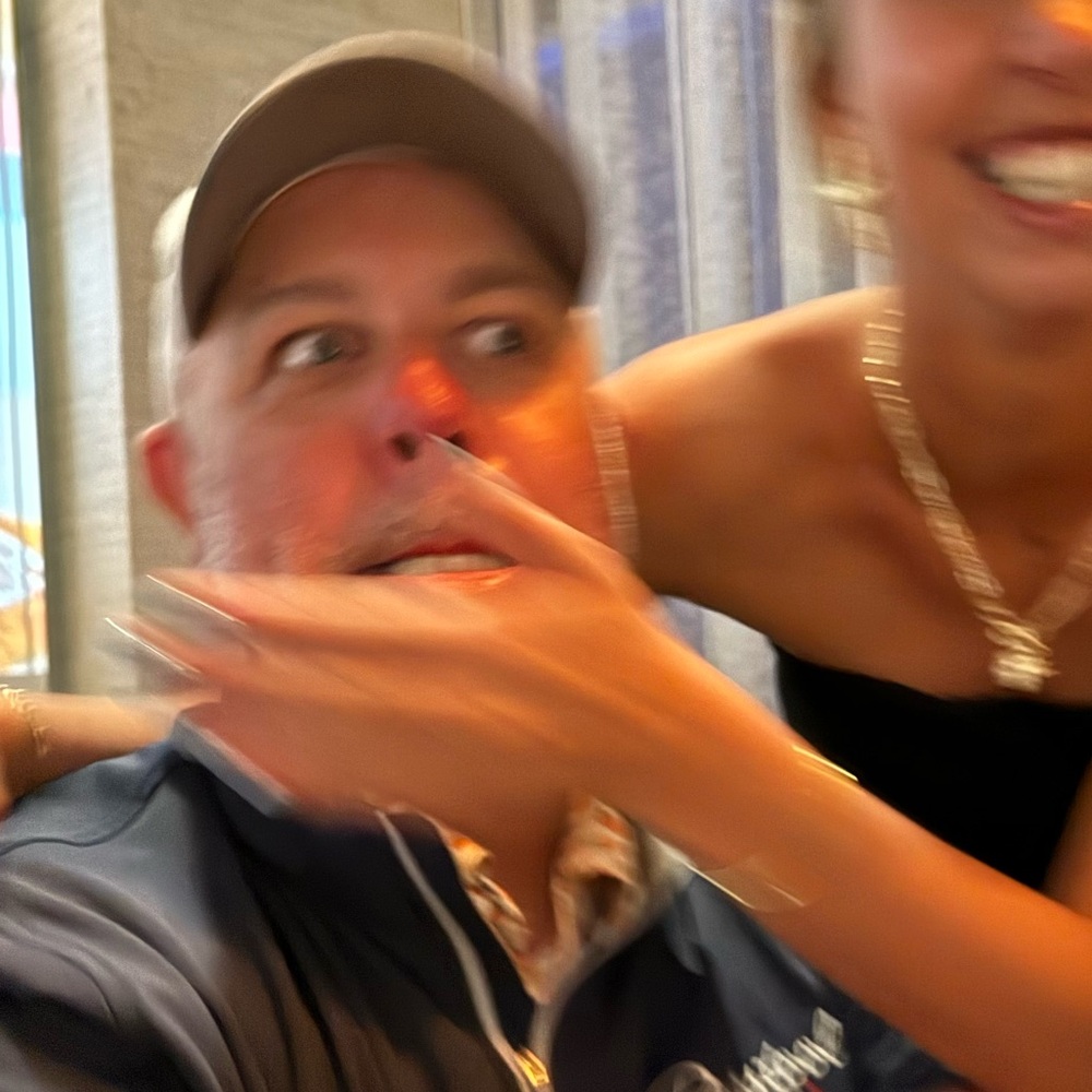 Meet your Posher, Jay